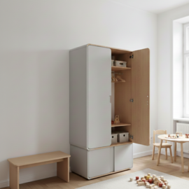 Kleiderschrank im Kinderzimmer: Sicherheit richtig planen - Wandbefestigung, Beschläge, Fronten und Fingerschutz (Checkliste für Eltern)