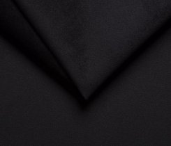 <strong>Trynity 16</strong> ist ein elegantes und modernes Möbelstück, das sich harmonisch in jedes Wohnzimmer einfügt. Klare Linien und dezente Farben verleihen dem Raum eine angenehme, wohnliche Atmosphäre. Dieses Modell bietet großzügigen Stauraum für 