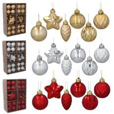 Kpl. 47 Weihnachtsornamente 4–6 cm, Mischung in Rot/Gold/Silber mit verschiedenen Mustern *7696
