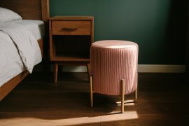 Chomik - Hocker mit Beinen – Rosa – PHO4224