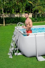 Chomik - Pool mit Metallrahmen 4,88×2,44×1,22 m - BES56671 (Pool, Sandfilterpumpe, Leiter, Abdeckplane, Dosierer) *6592